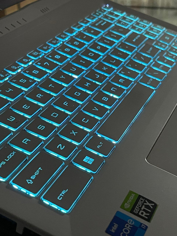 لپ تاپ MSI SWORD15_کد۱۰۰۳